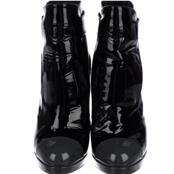 Chanel round-toe booties with box and dust bag - Picture 3 of 6